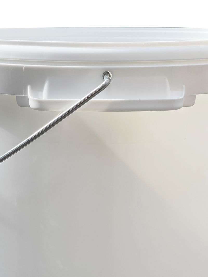 30L Plastic Round Bucket + Lid + Metal Handle - Multi Purpose - Food Grade - PP5 - WHITE