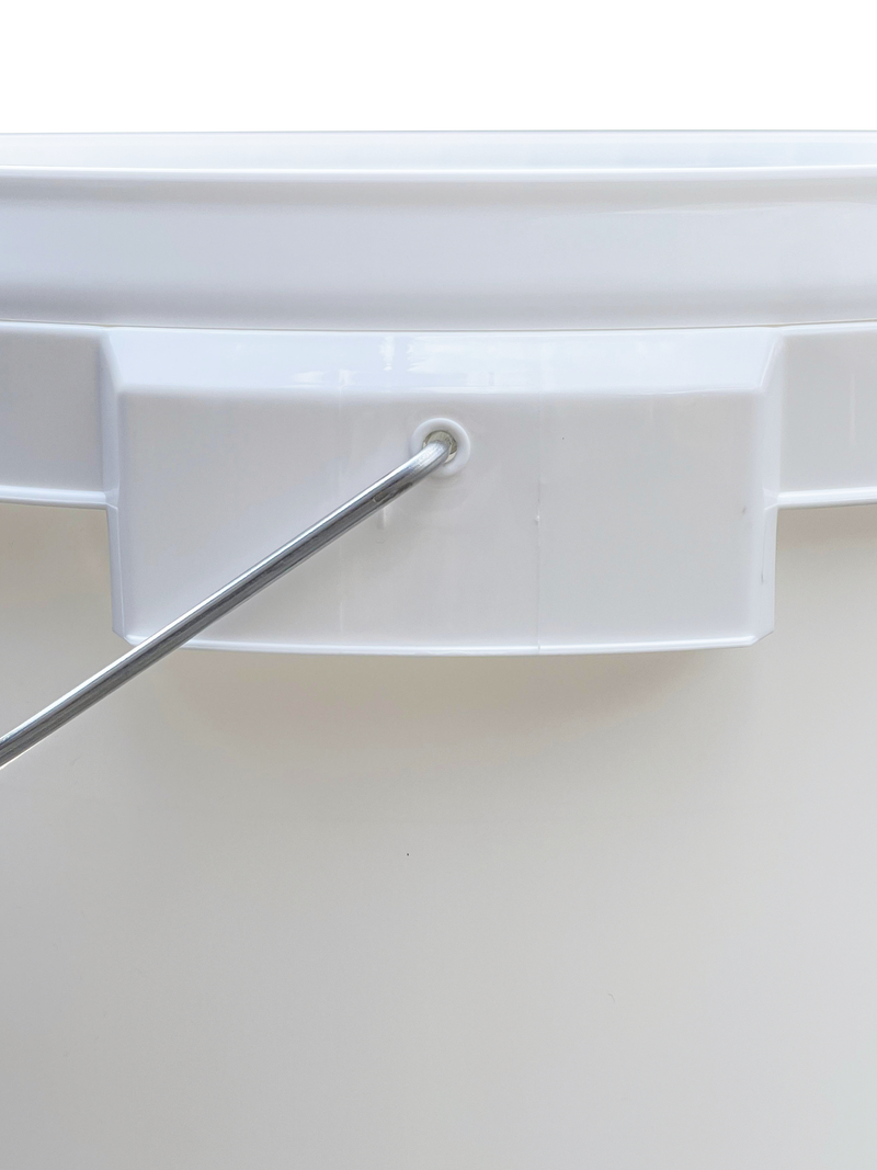 25L Plastic Round Bucket + Lid + Metal Handle - Multi Purpose - Food Grade - PP5 - WHITE